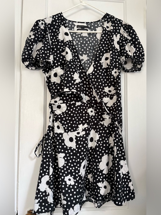Urban Outfitters Dresses & Skirts - Urban Outfitters Black & White Floral Polka Dot Wrap Mini Dress Size Large